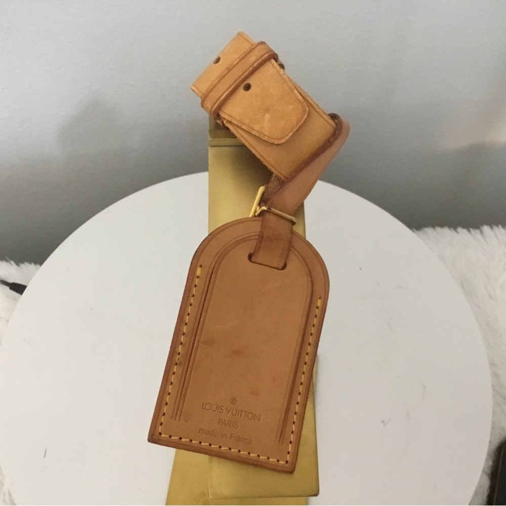Louis Vuitton Tan Leather Luggage Tag with Gold Stitching Accent - Picture 5 of 9